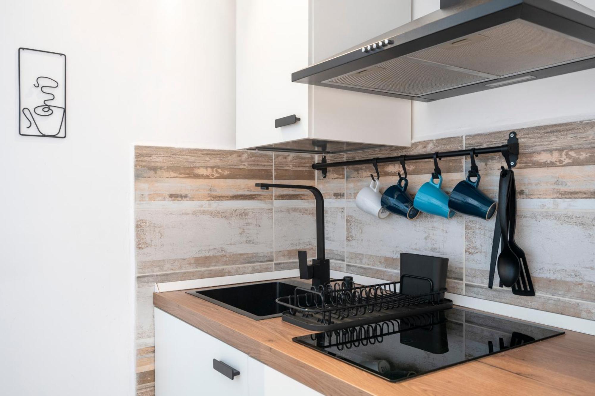 Liz Apartment Бари Экстерьер фото