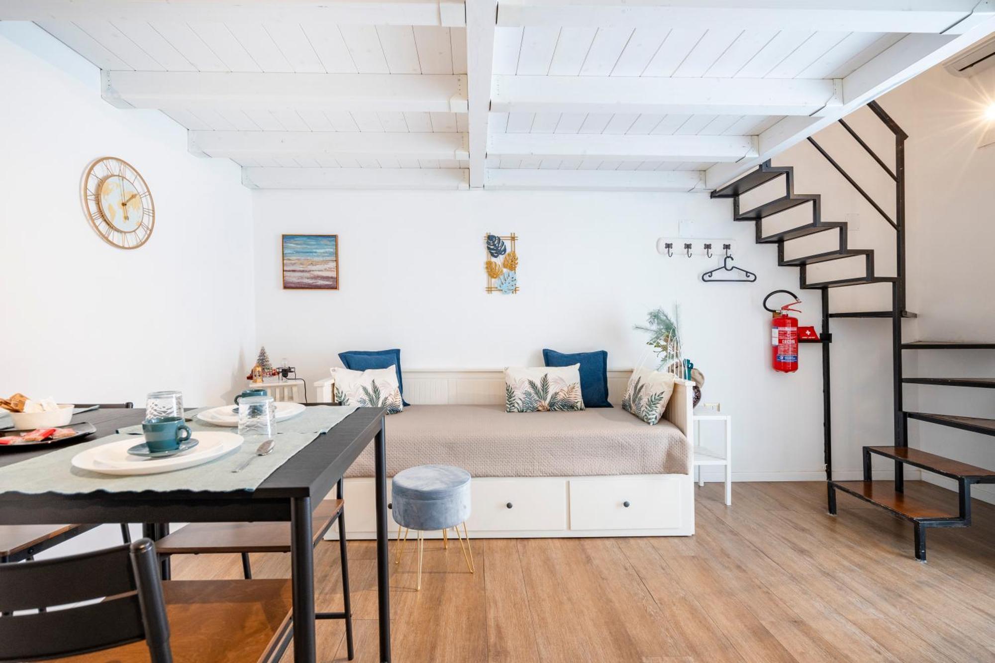 Liz Apartment Бари Экстерьер фото