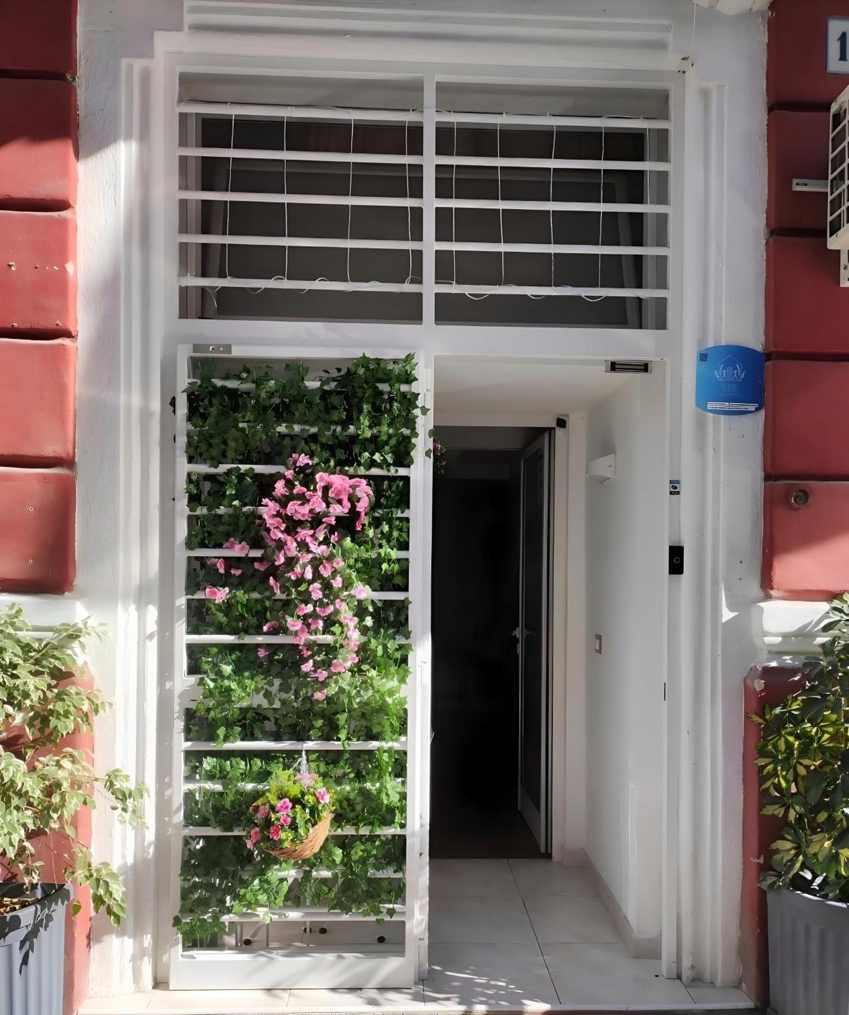 Liz Apartment Бари Экстерьер фото