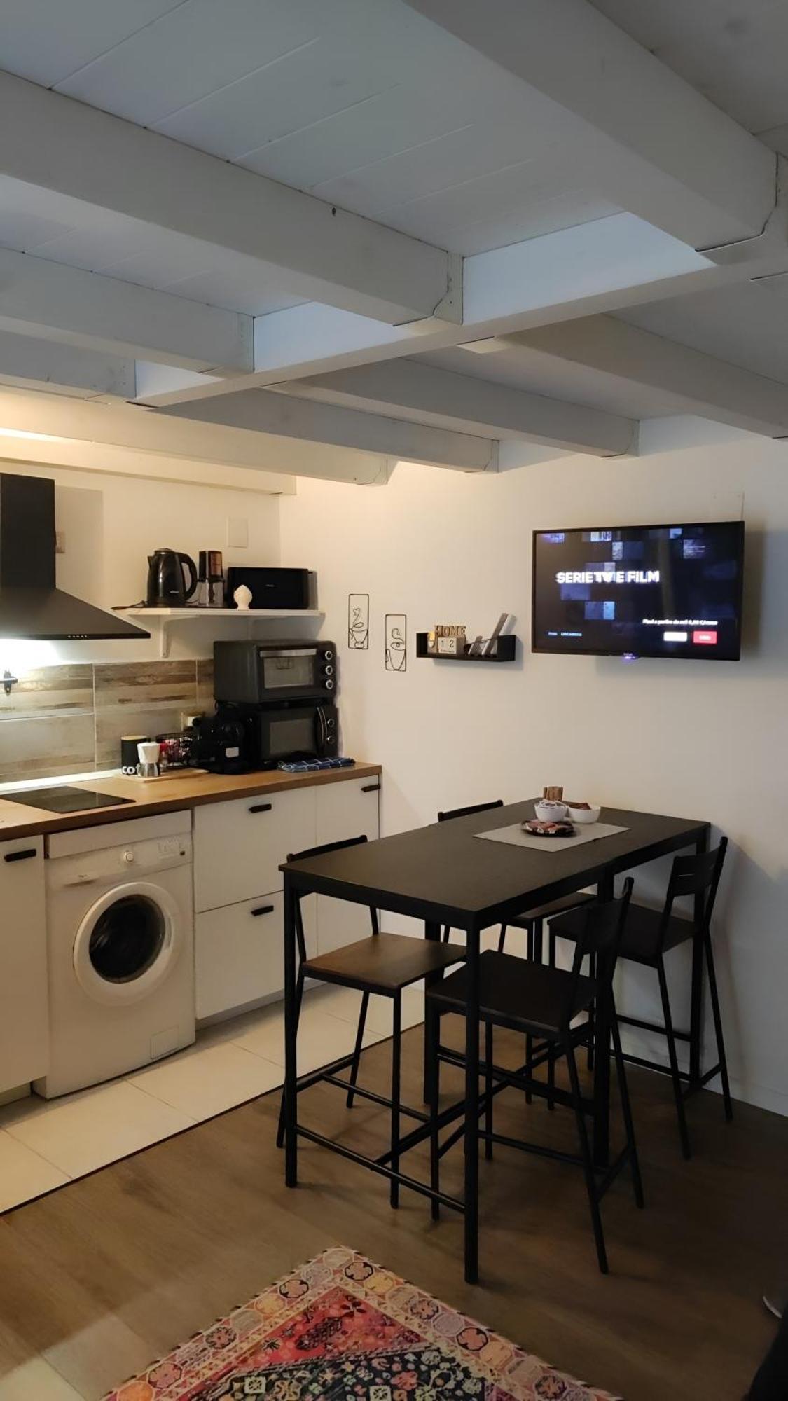 Liz Apartment Бари Экстерьер фото